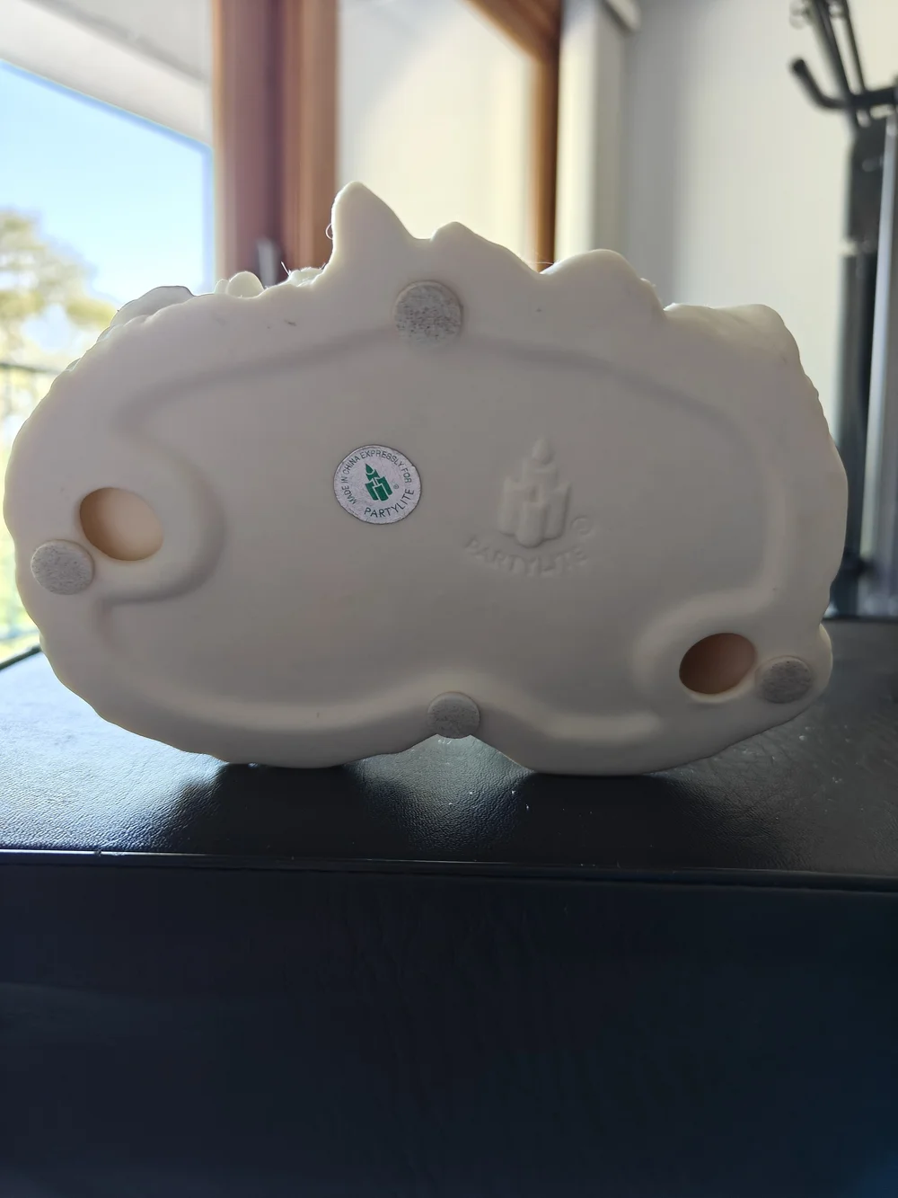 PartyLite Cream Angel Tea Light Holder with Floral Accents - Picture 6 of 6